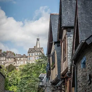 Particulier Le Mercier De Montigny -une Nuit Sur Les Remparts- , Fougères France